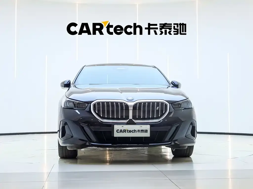 BMW i5 — фото 3