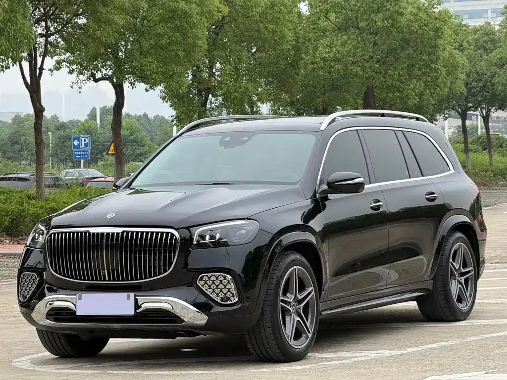 Mercedes-Benz GLS — фото 1