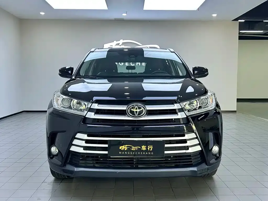 Toyota Highlander — фото 2