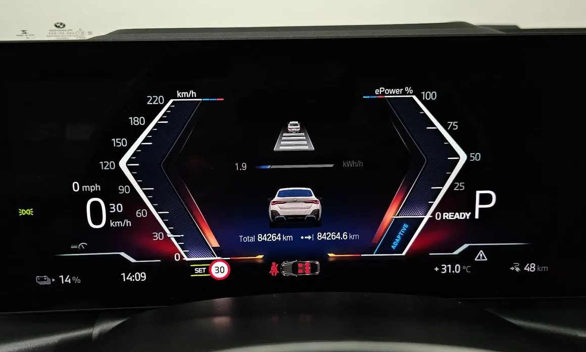BMW i4 — фото 4