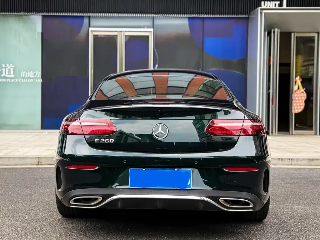 Mercedes-Benz E-Class (Import) — фото 5