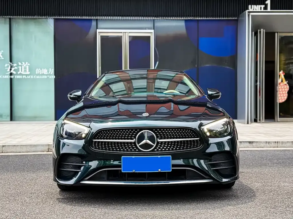 Mercedes-Benz E-Class (Import) — фото 4