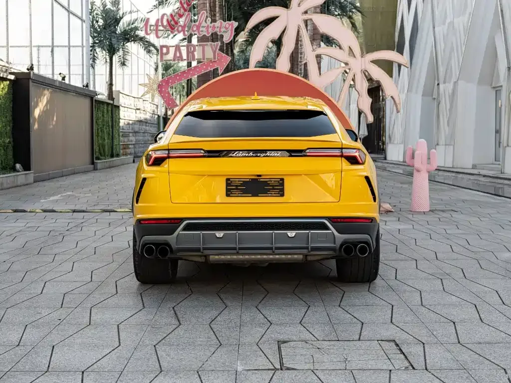 Lamborghini Urus — фото 7