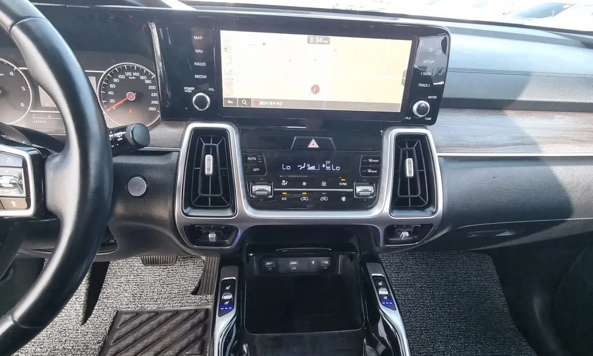 Kia Sorento — фото 2