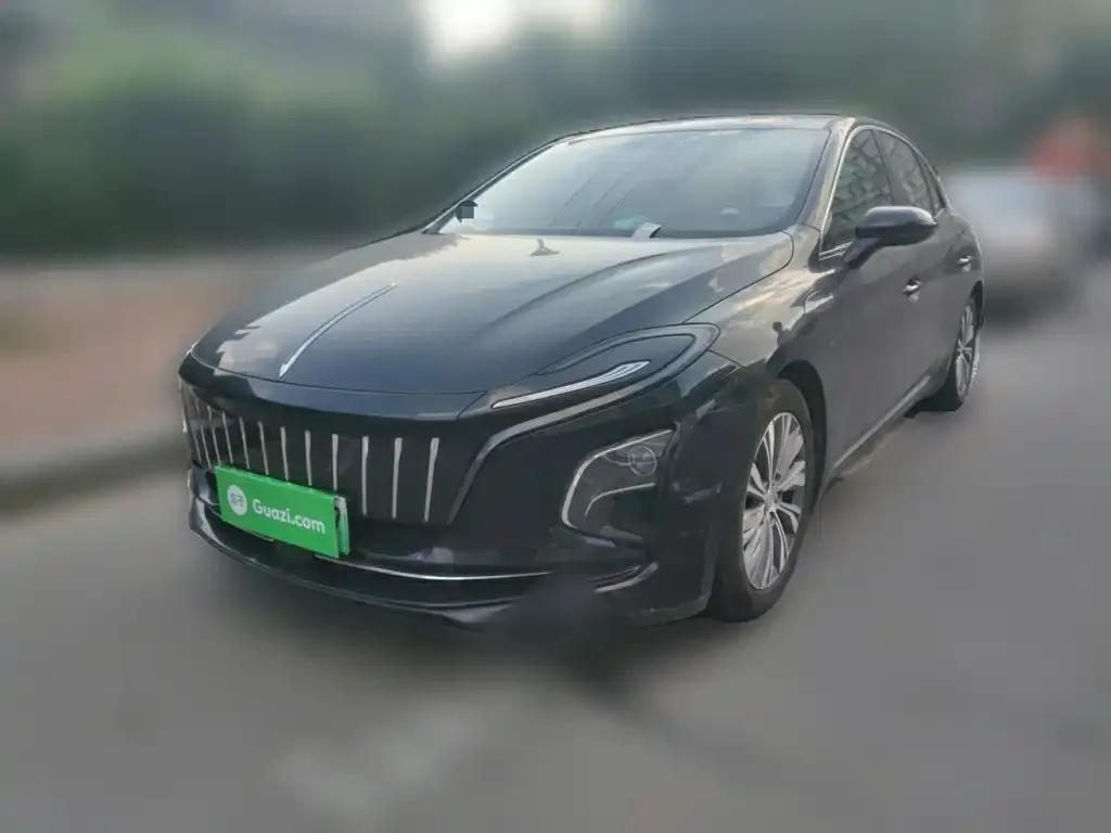 Hongqi E-QM5 — фото 9