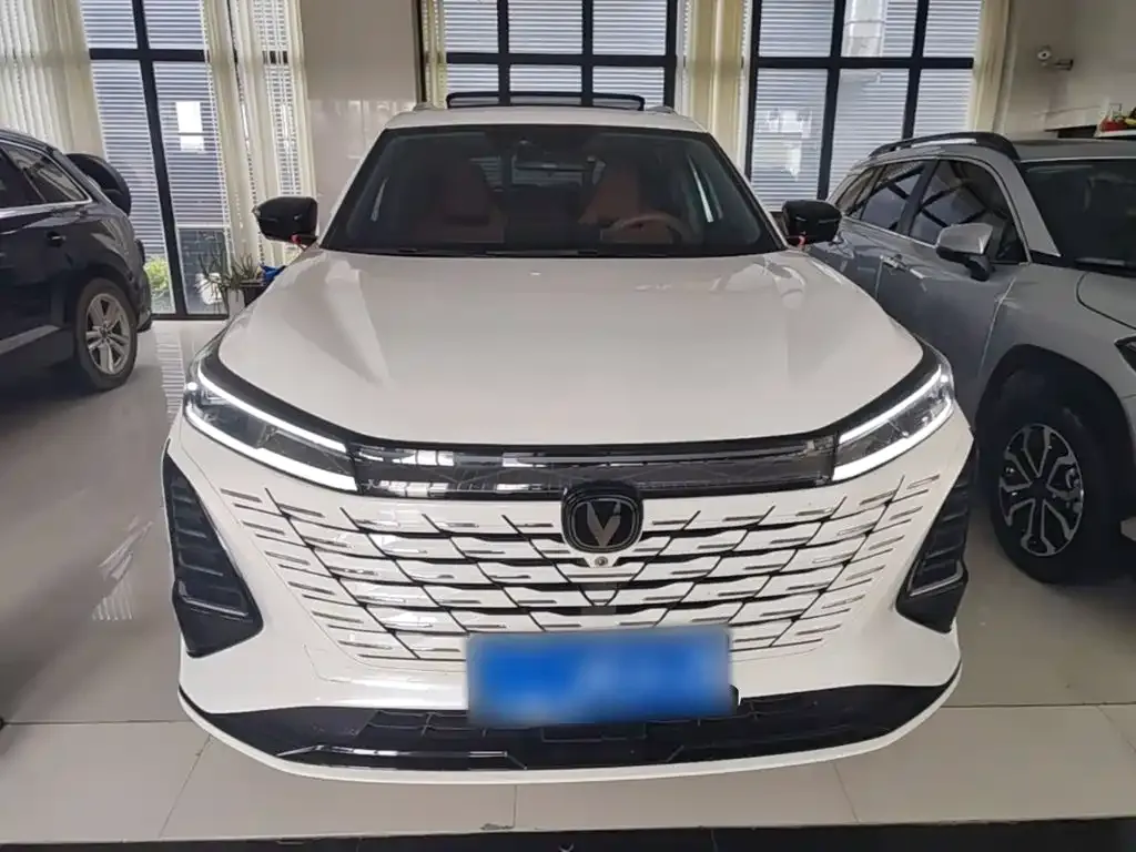 Changan CS75PLUS — фото 10