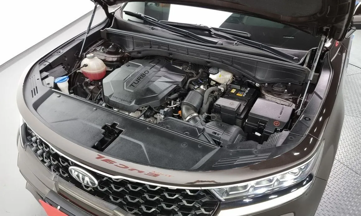 Kia Sorento — фото 6