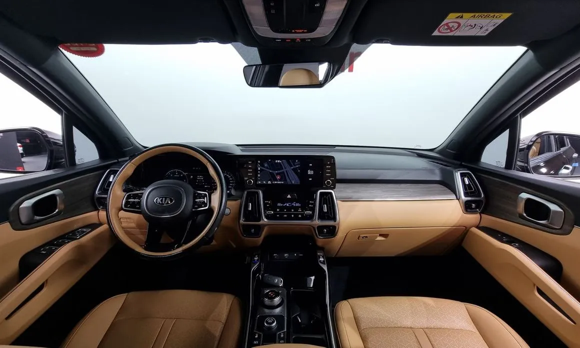 Kia Sorento — фото 7