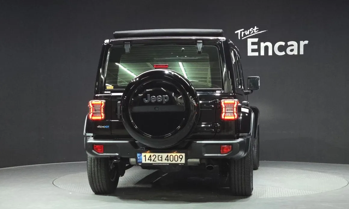 Jeep Wrangler — фото 4