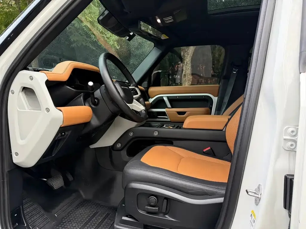 Land Rover Defender — фото 4