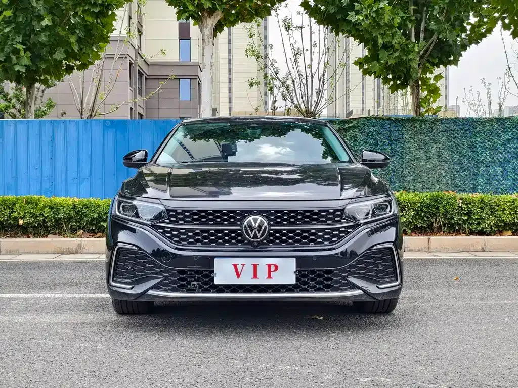 Volkswagen Passat — фото 6