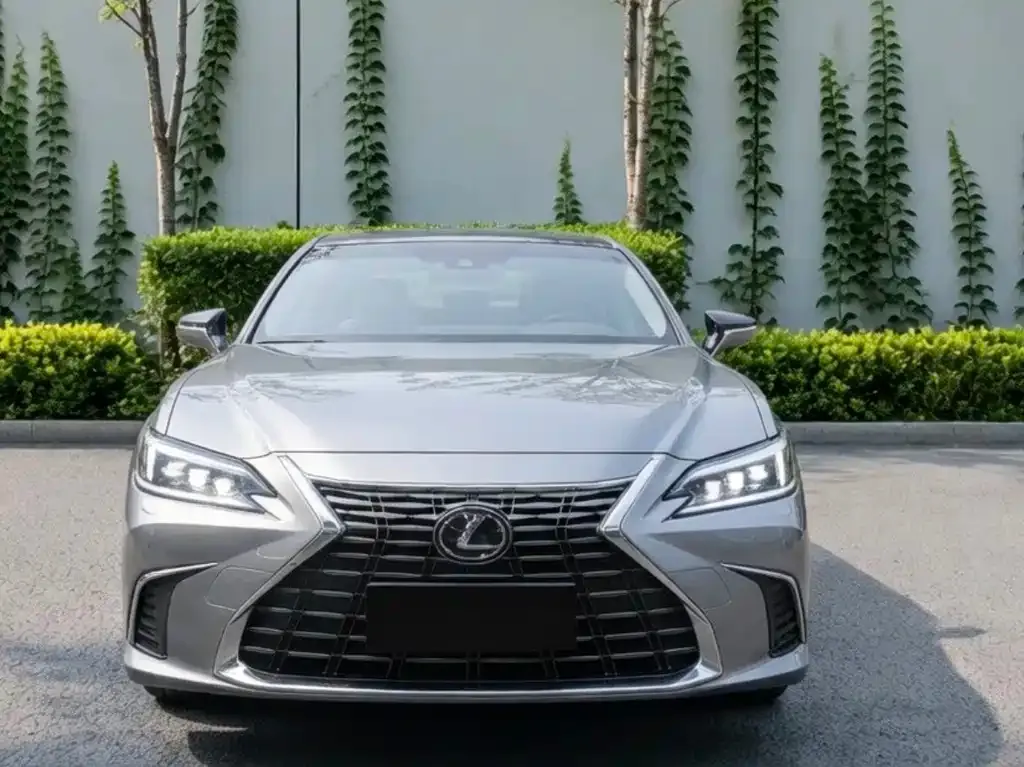 Lexus ES — фото 3
