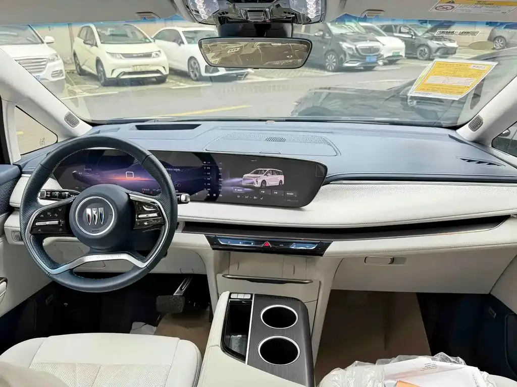 Buick GL8 Hybrid — фото 10