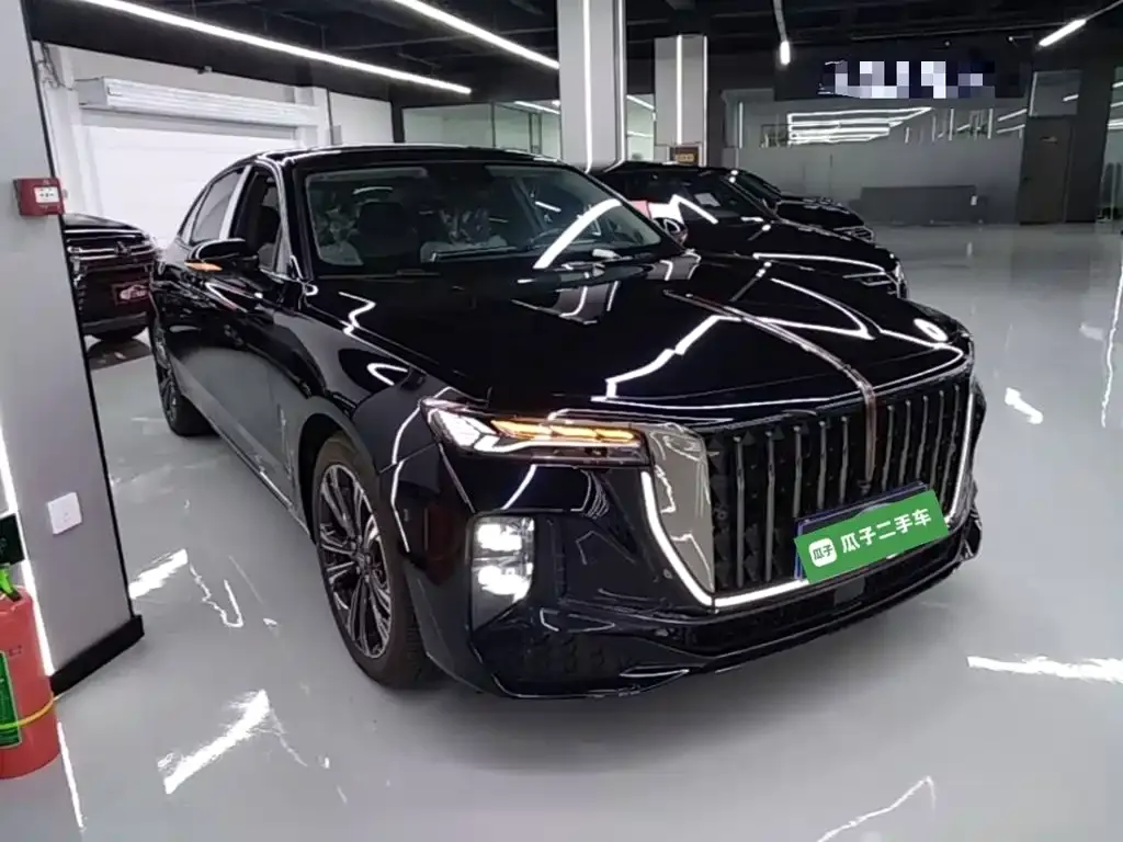 Hongqi H9 — фото 9