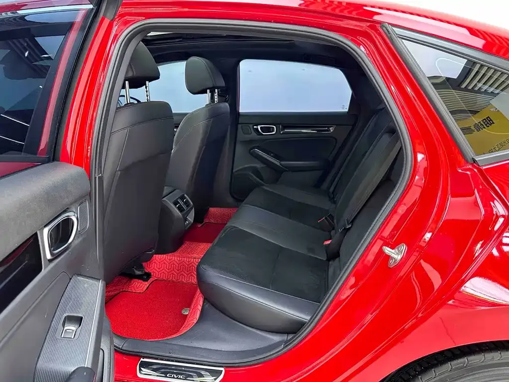 Honda Civic — фото 7