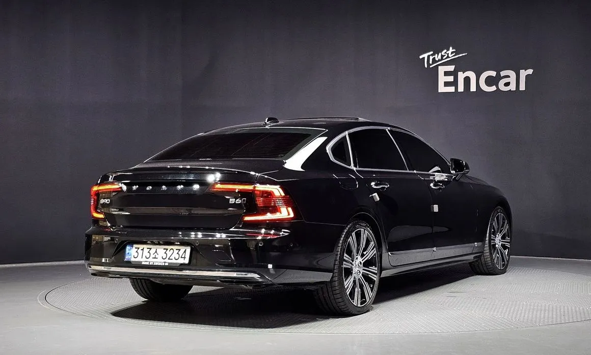Volvo S90 — фото 8