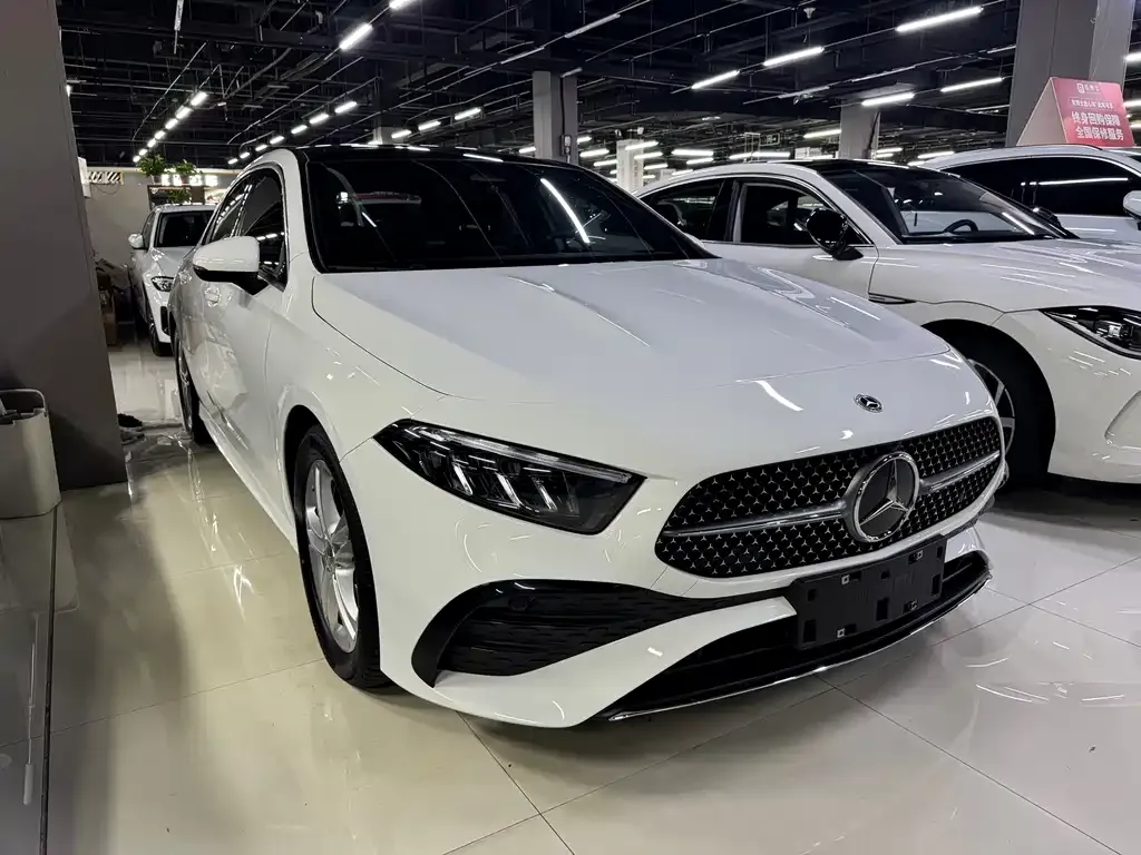 Mercedes-Benz A-Class — фото 6
