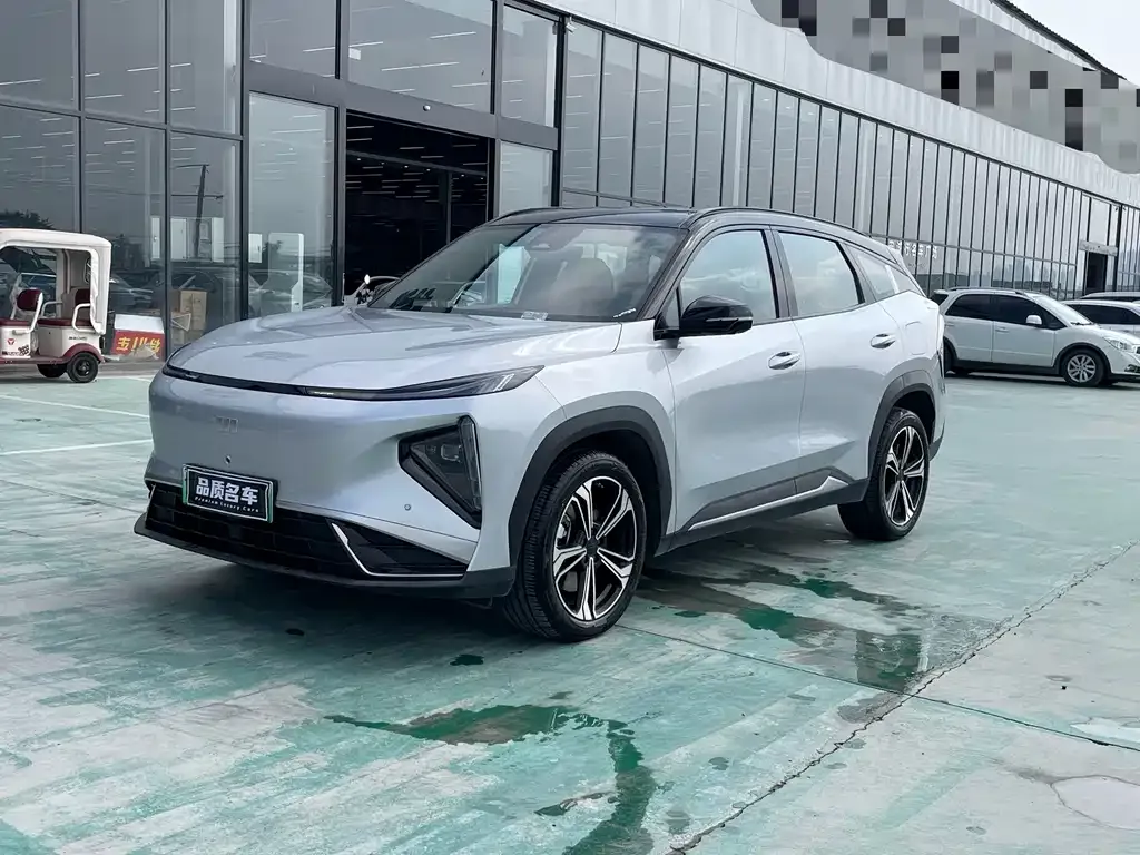 Geely Galaxy L7 — фото 1