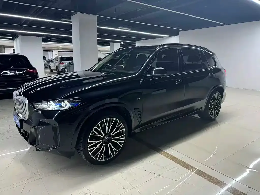BMW X5 — фото 1