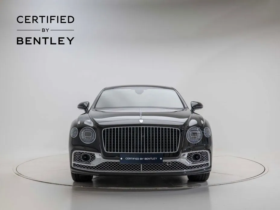 Bentley Flying Spur — фото 2