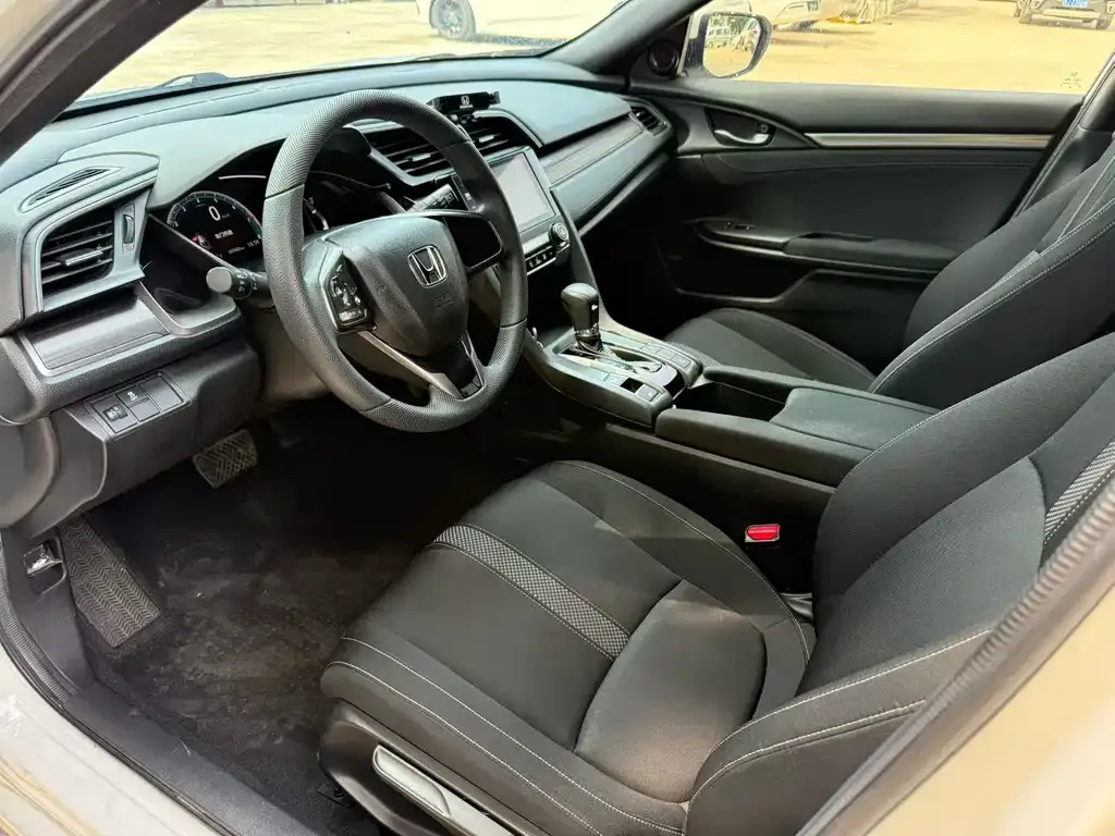 Honda Civic — фото 4