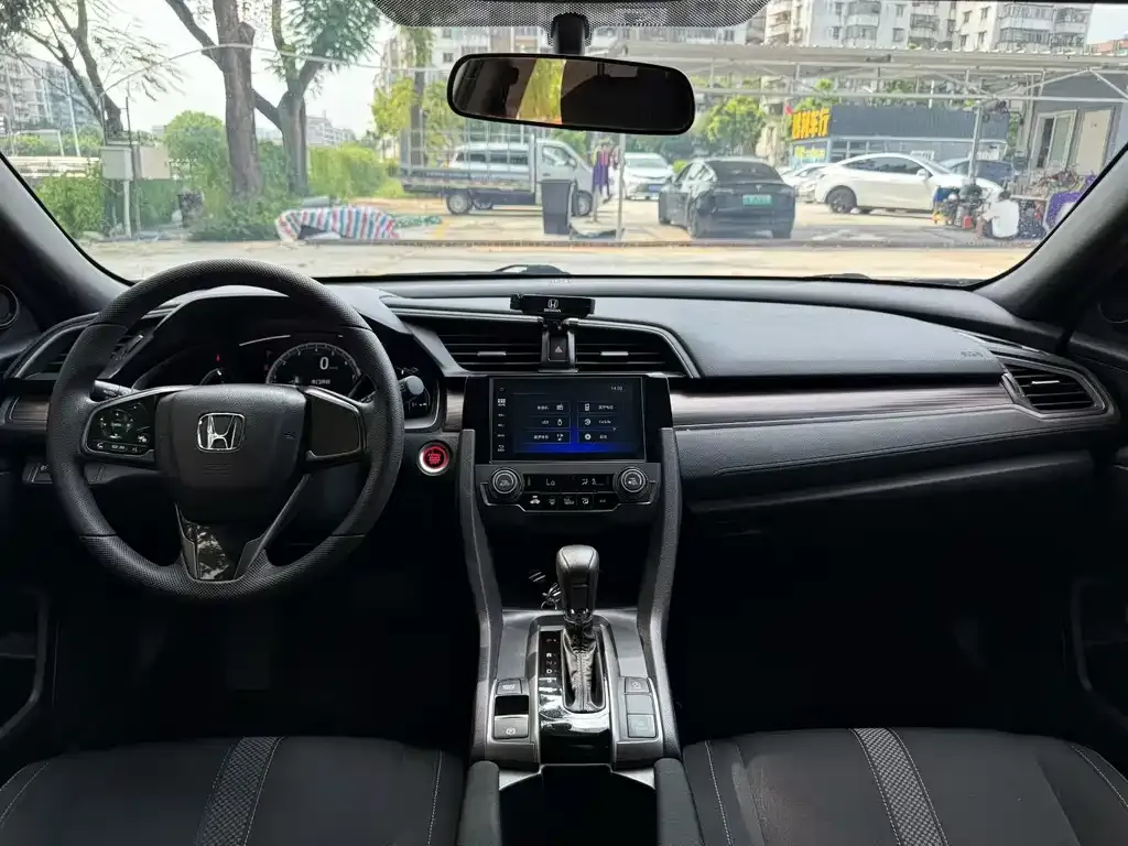 Honda Civic — фото 5