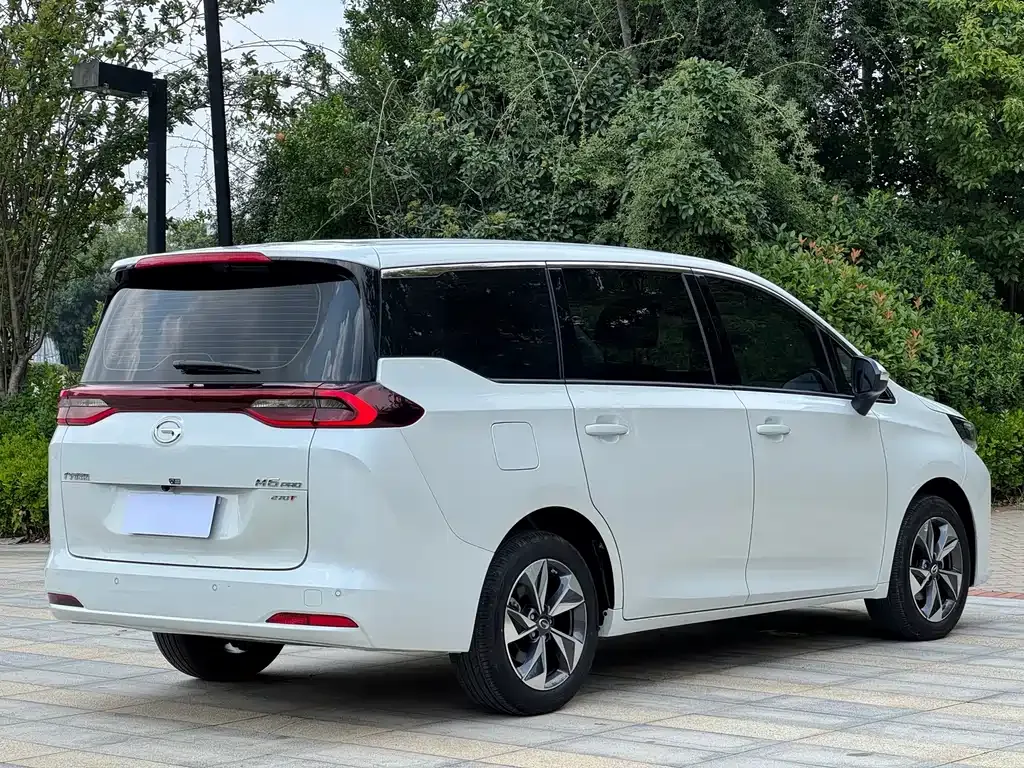 GAC Motor Trumpchi M6 — фото 10