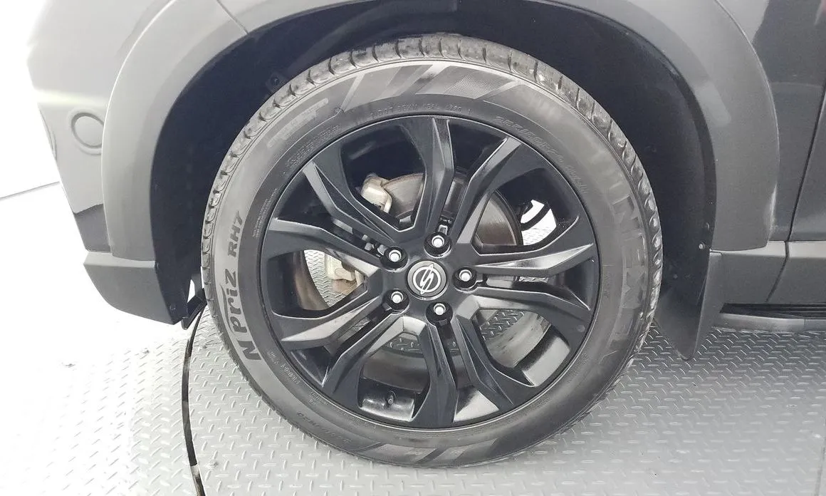 KG Mobility (Ssangyong) Rexton — фото 7
