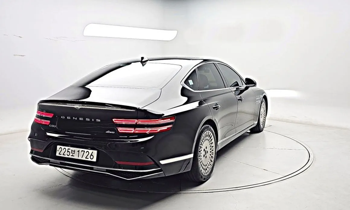Genesis G80 — фото 2