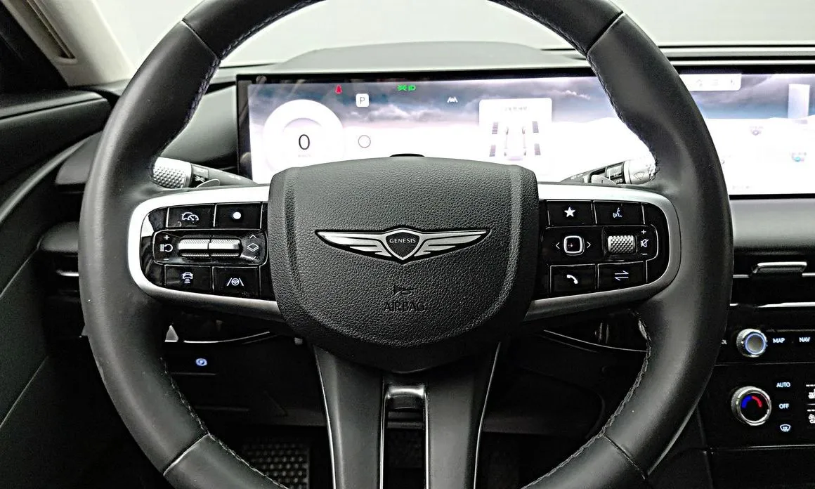 Genesis G80 — фото 8