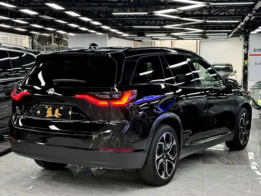 NIO ES8 — фото 4