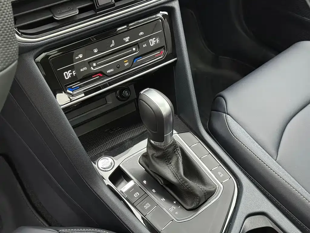 Volkswagen Tharu — фото 10