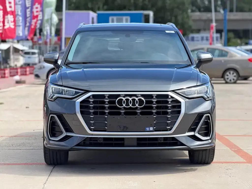 Audi Q3 — фото 3