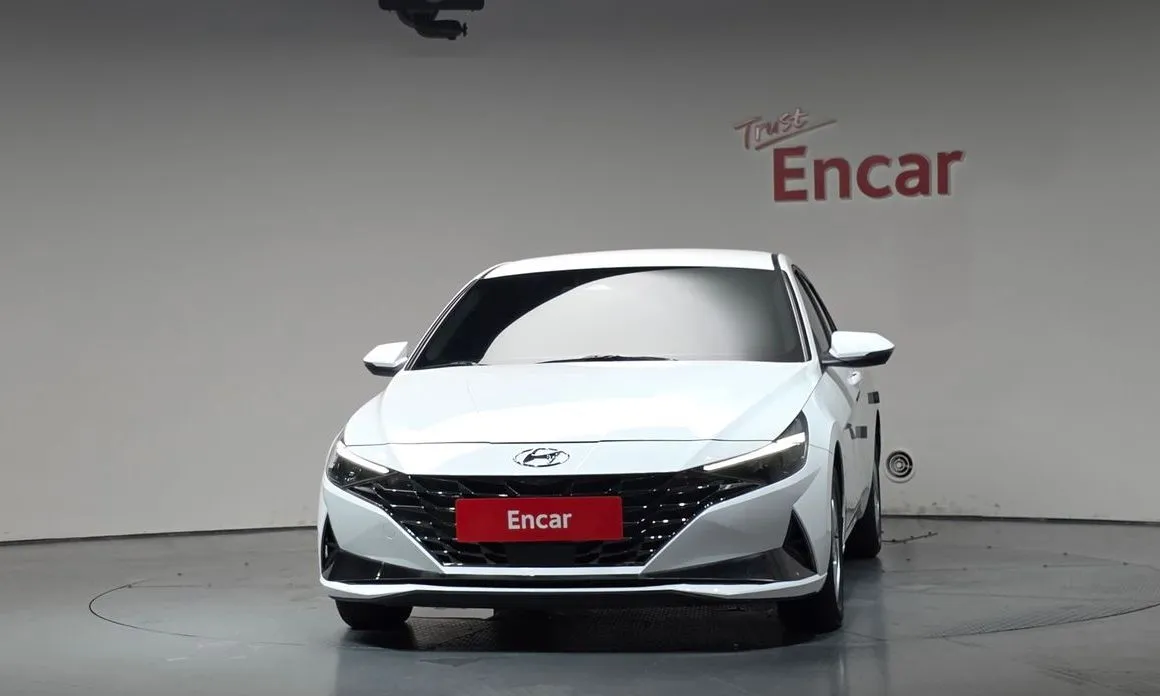 Hyundai AVANTE — фото 3