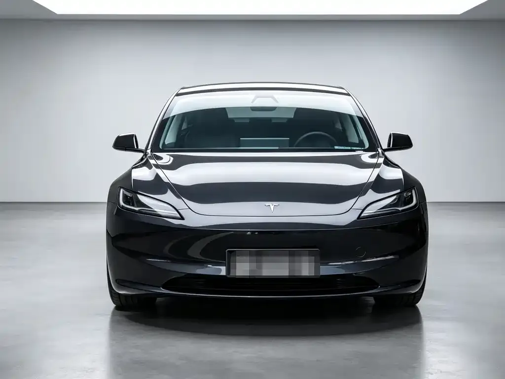 Tesla Model 3 — фото 2