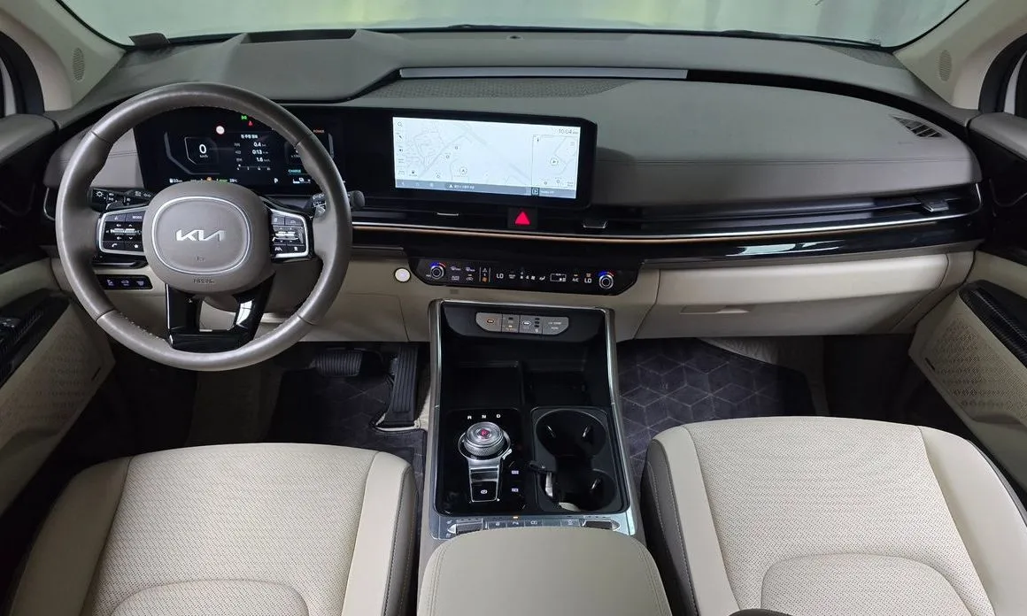 Kia Carnival — фото 4