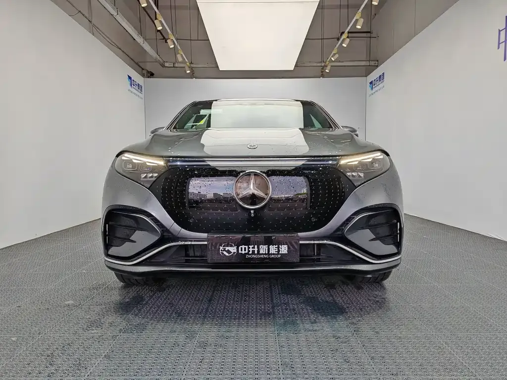 Mercedes-Benz EQS SUV — фото 8