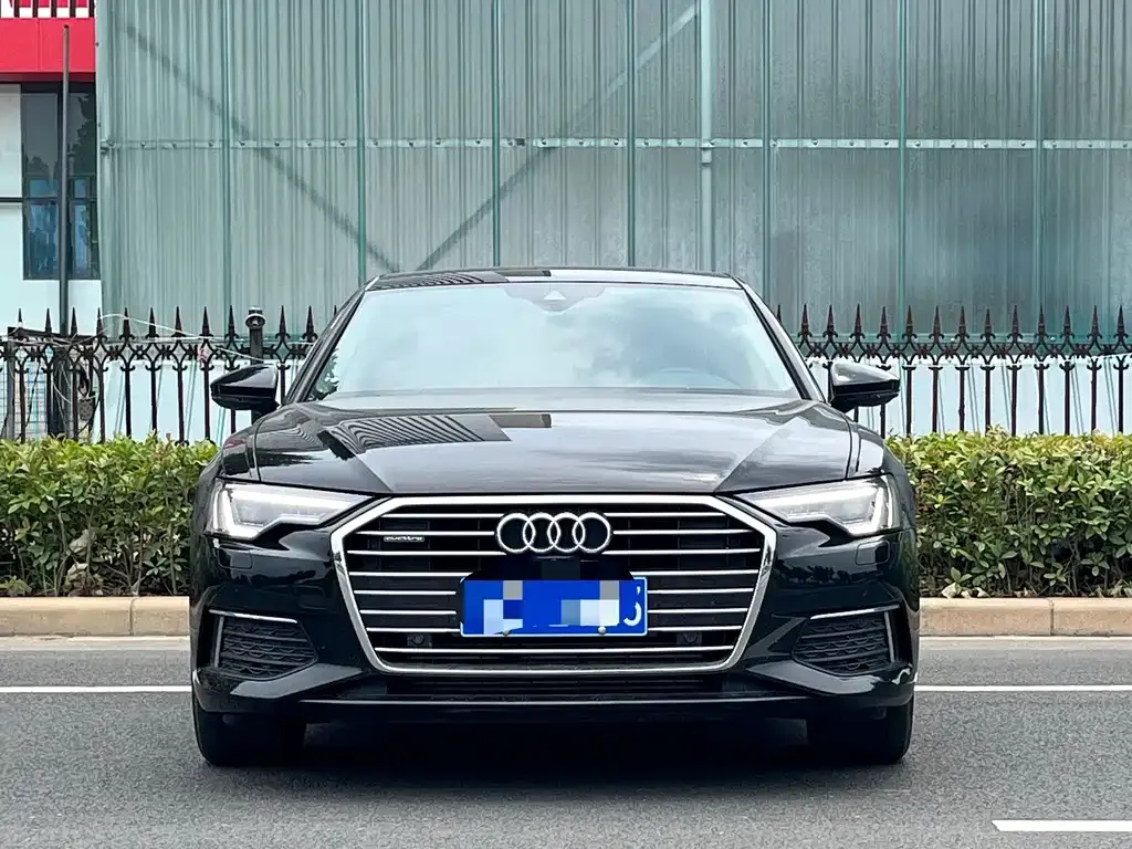 Audi A6L — фото 7