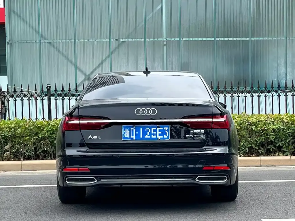 Audi A6L — фото 9