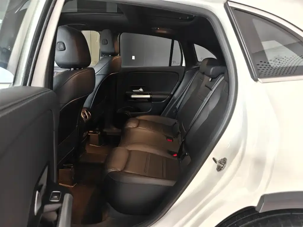 Mercedes-Benz GLA — фото 4