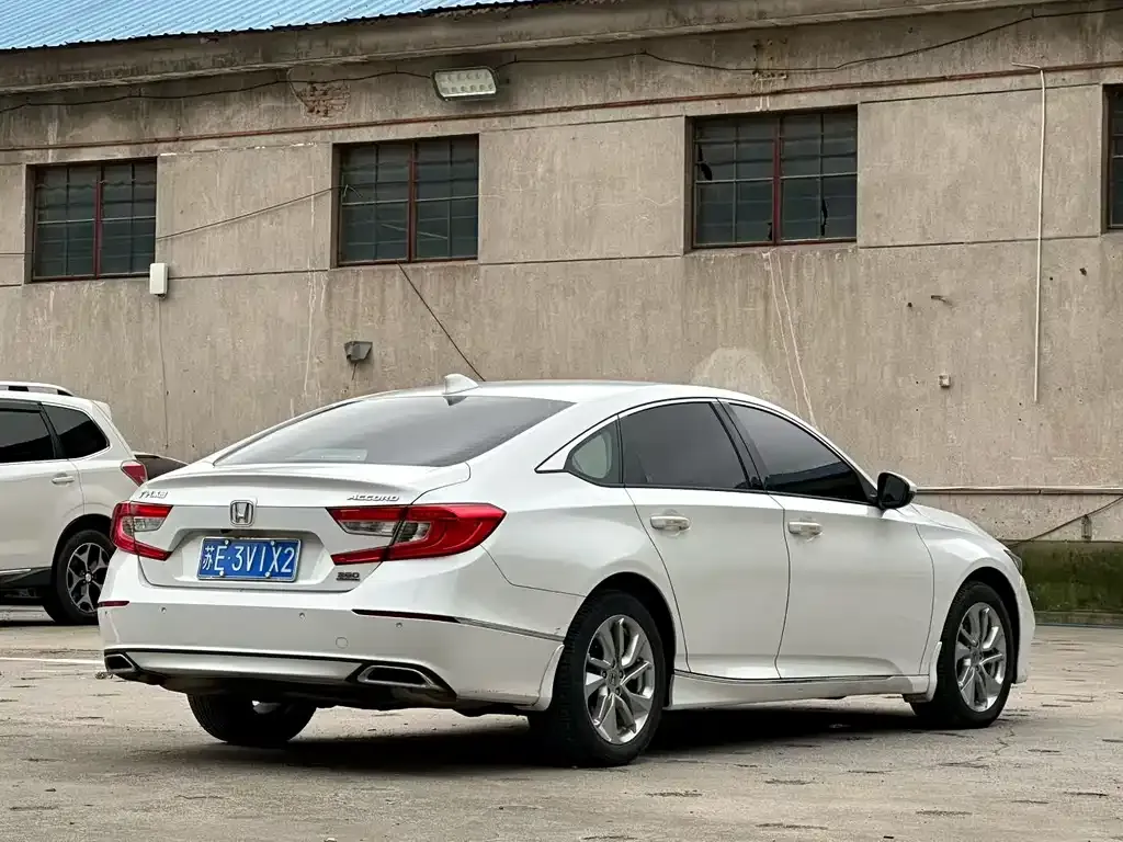 Honda Accord — фото 2