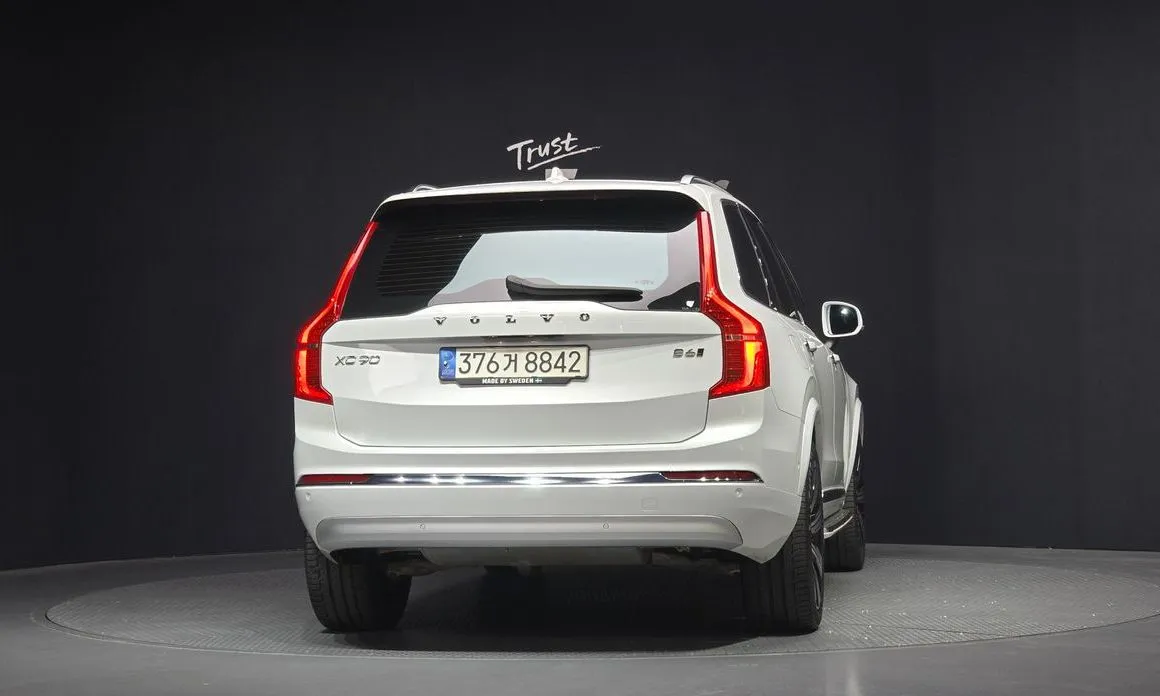 Volvo XC90 — фото 5