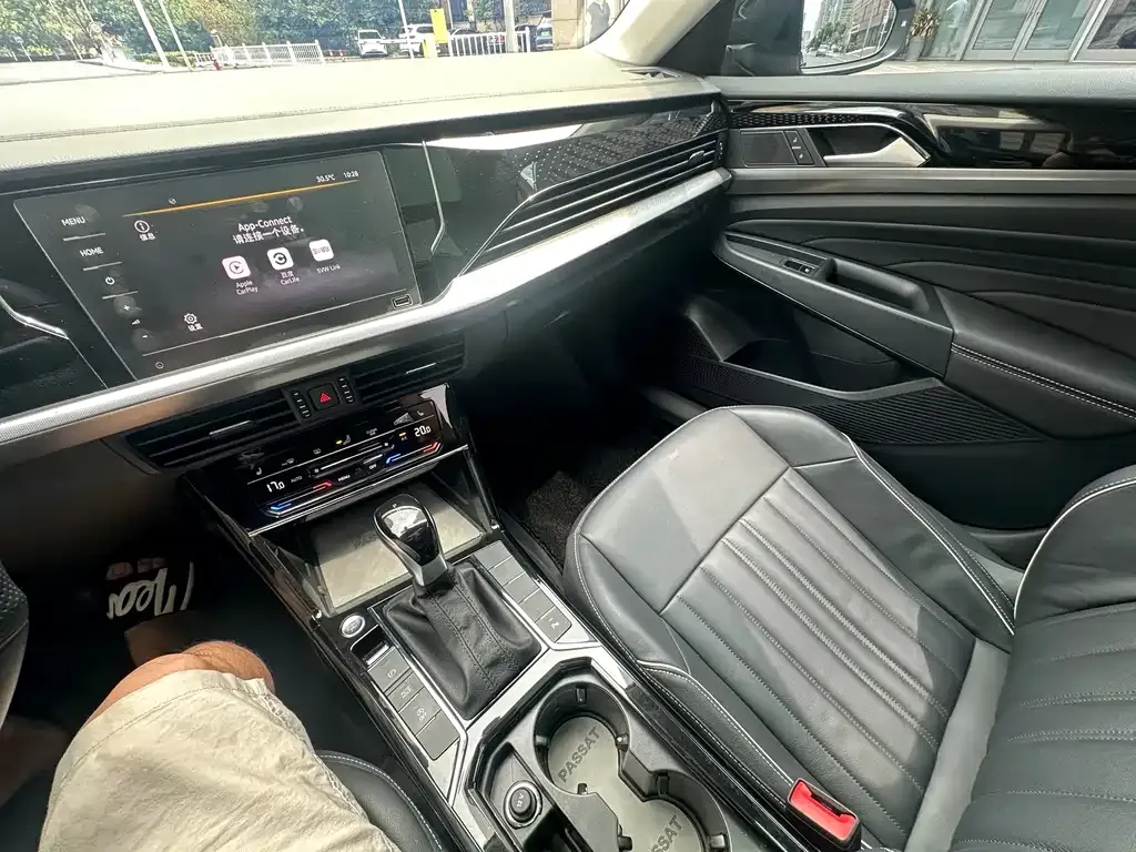 Volkswagen Passat — фото 6