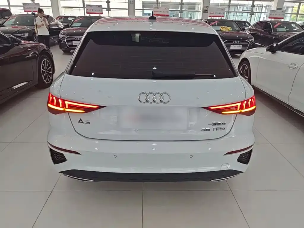 Audi A3 — фото 8