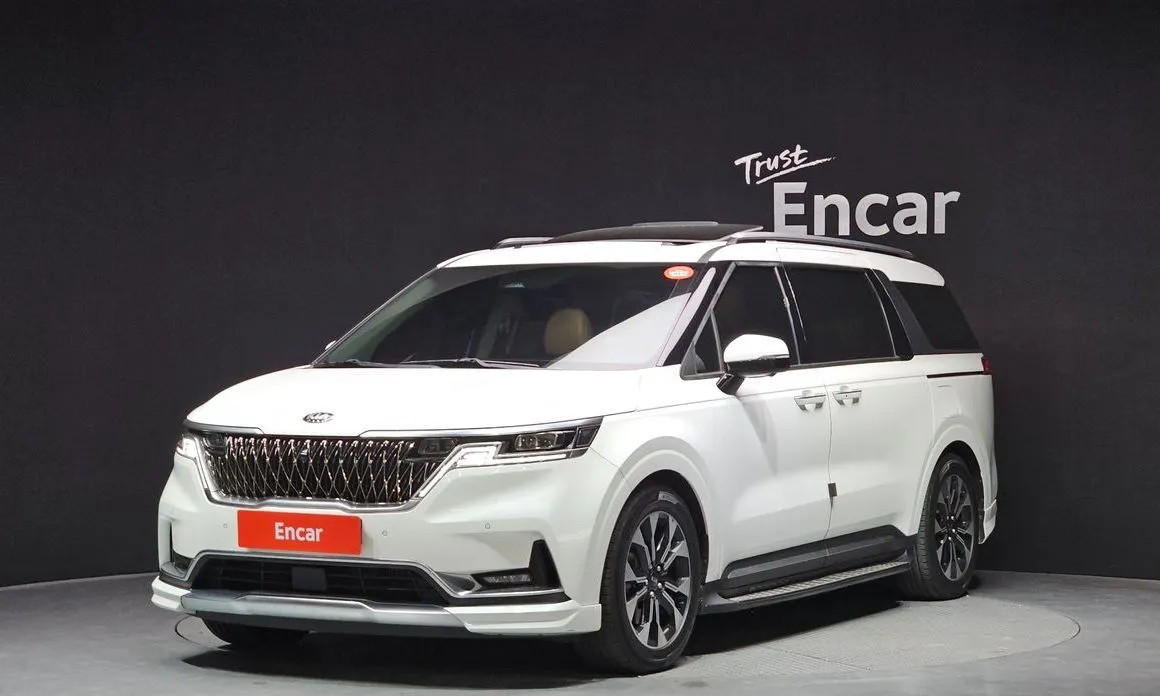 Kia Carnival — фото 1