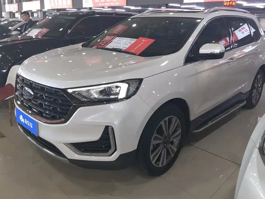 Ford Edge — фото 1