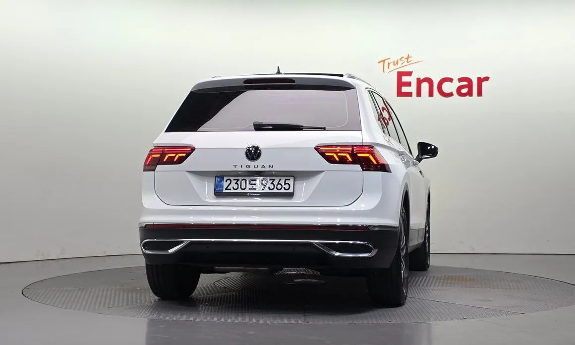 Volkswagen Tiguan — фото 5