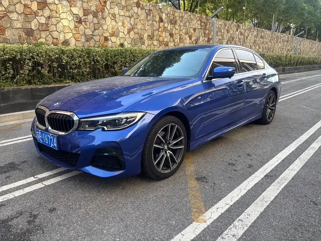 BMW 3 Series — фото 1