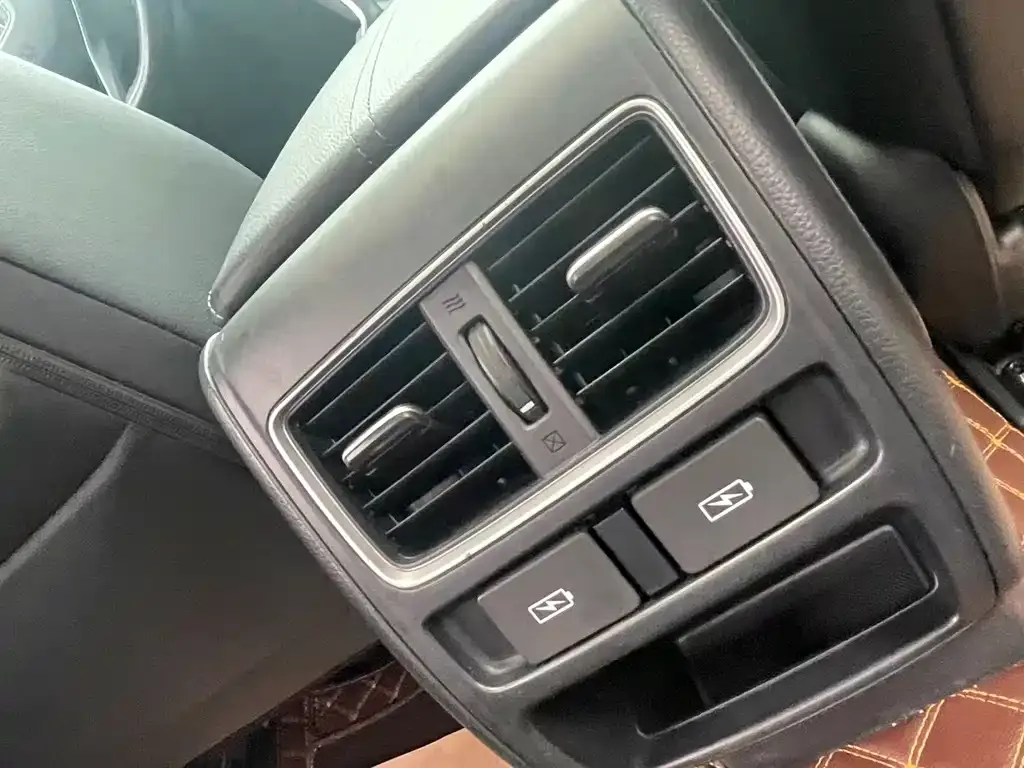 Honda Accord — фото 3