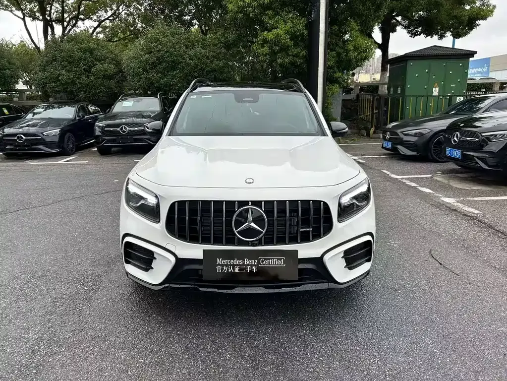 Mercedes-Benz GLB AMG — фото 4
